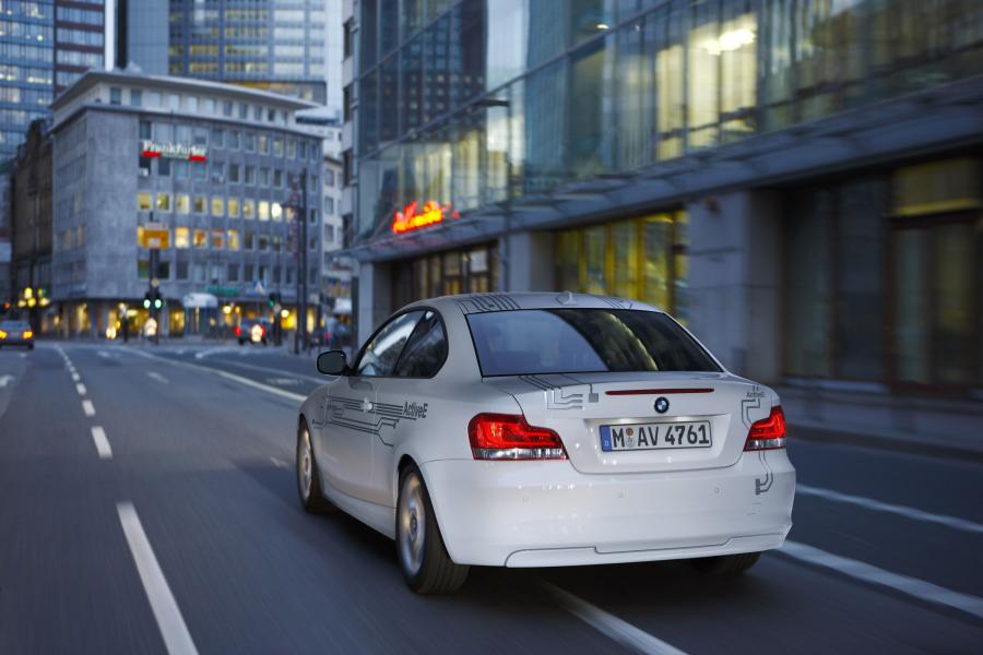  BMW ActiveE 2011 года  (фото 15 из 29)